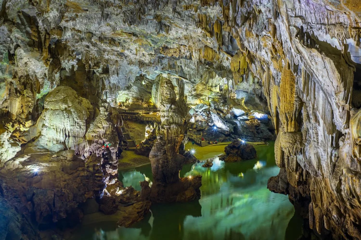 dong-phong-nha.webp